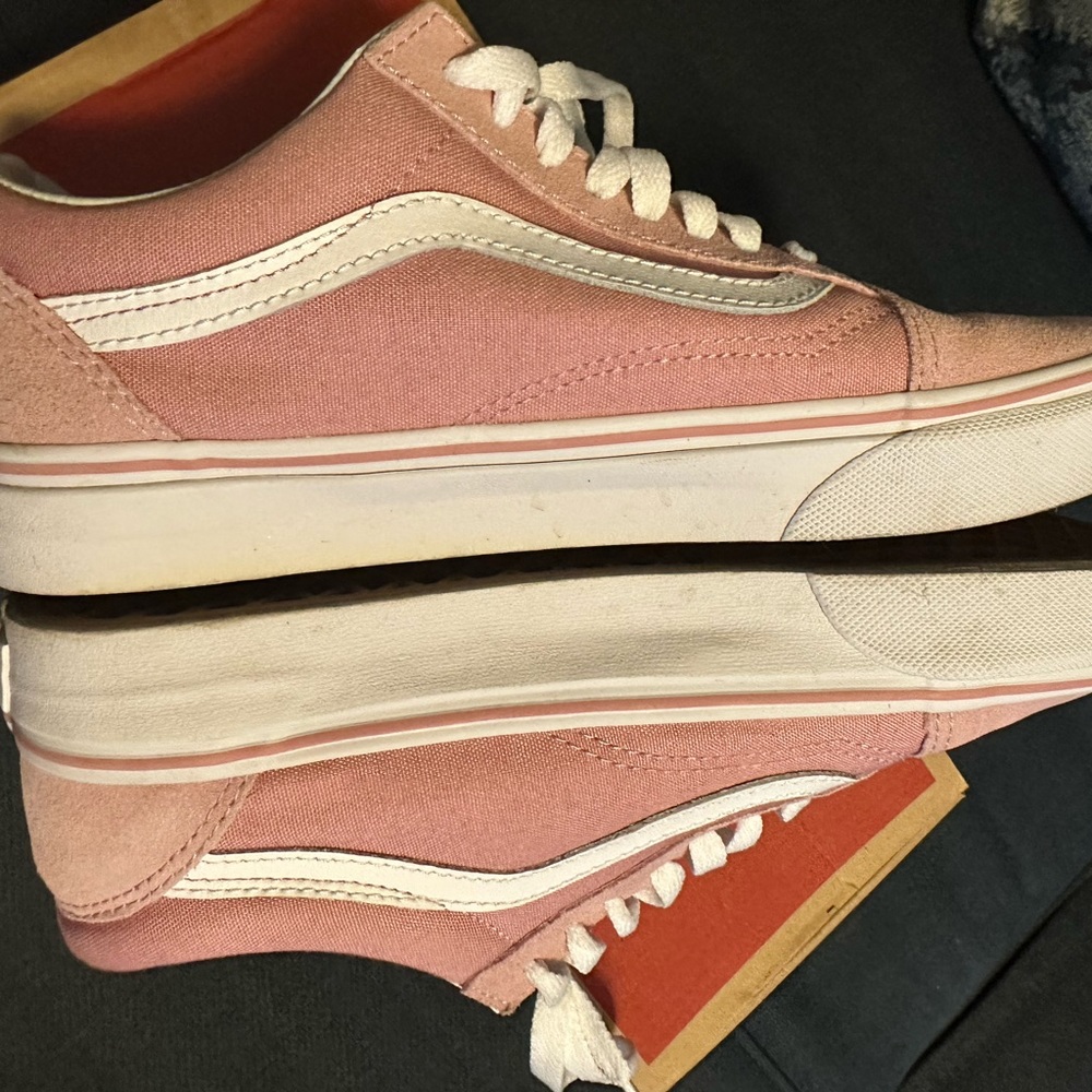 Women’s Vans - Picture 3 of 6